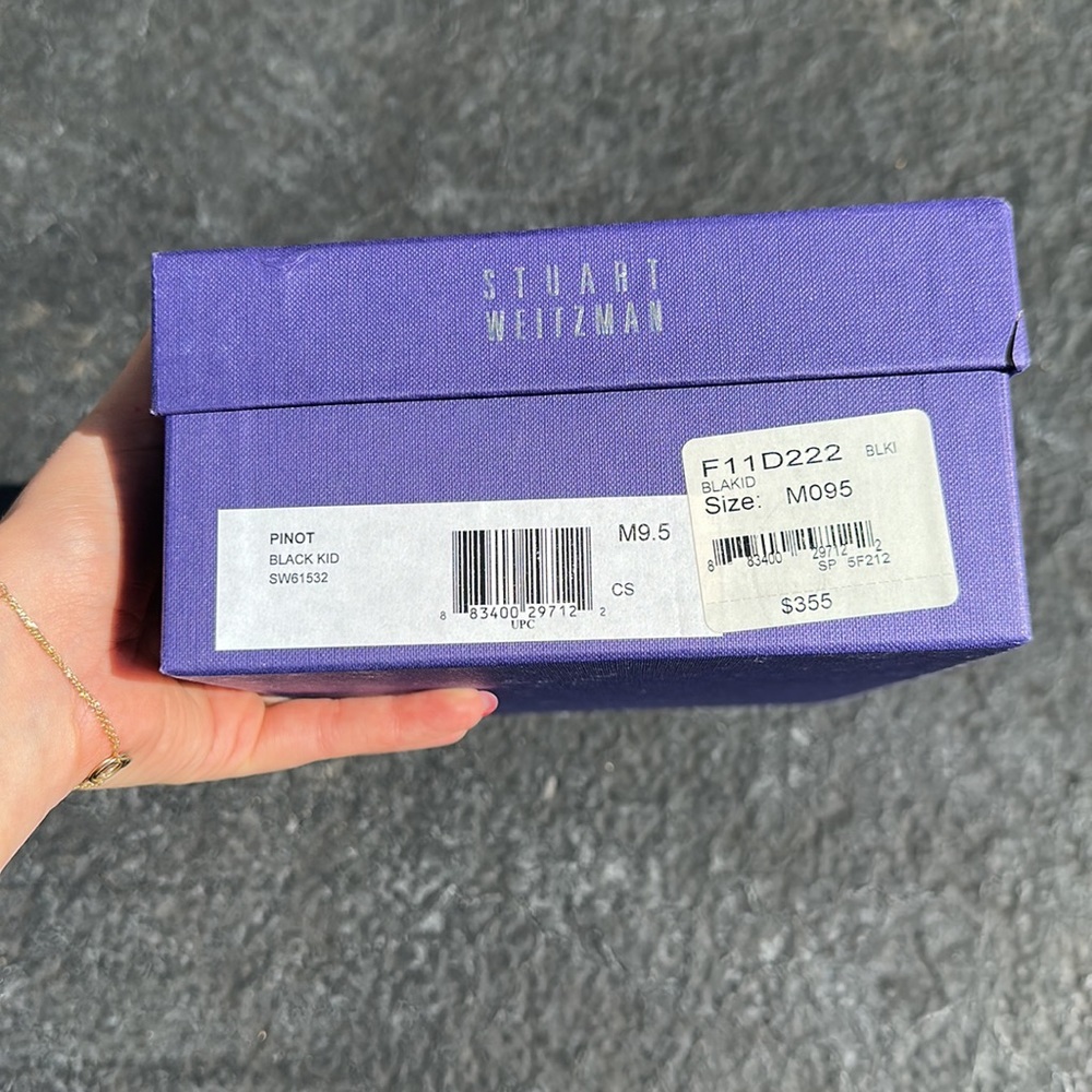 Stuart Weitzman Pinot Pump - Picture 6 of 7